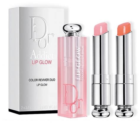 Son dưỡng môi Dior Addict Lip Glow vẫn được.